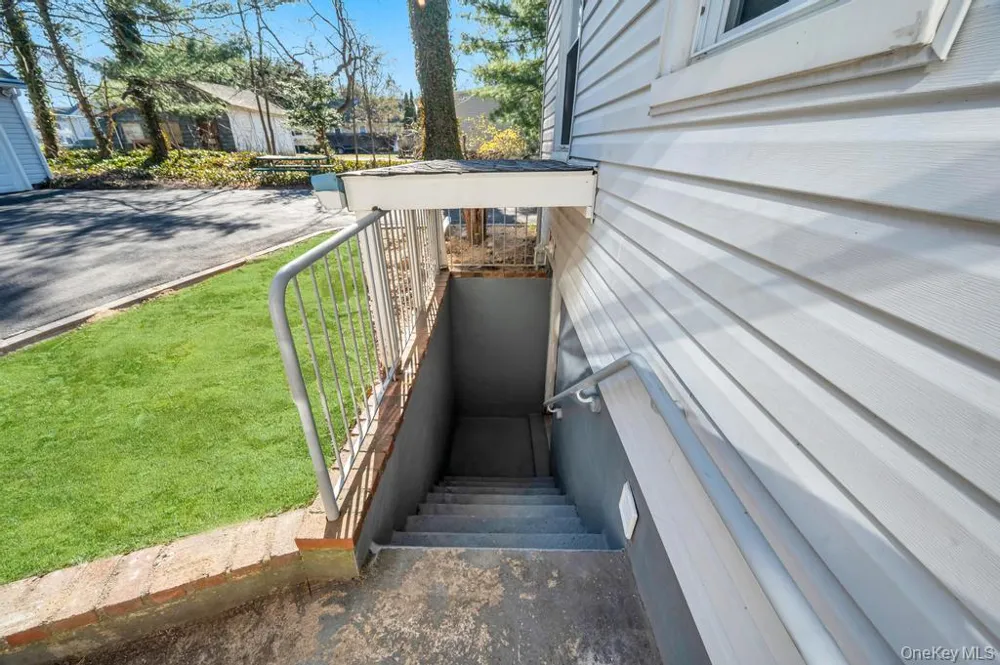 624 Townline Road Hauppauge, NY 11788