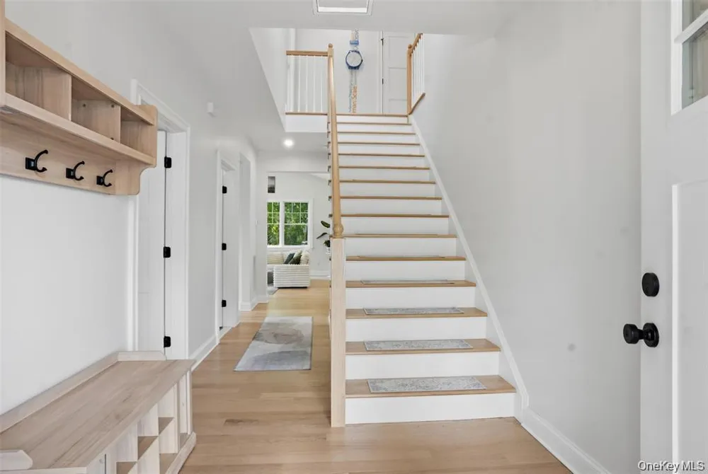 33 Howland Avenue Beacon, NY 12508