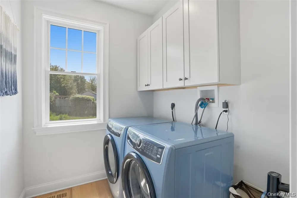 33 Howland Avenue Beacon, NY 12508