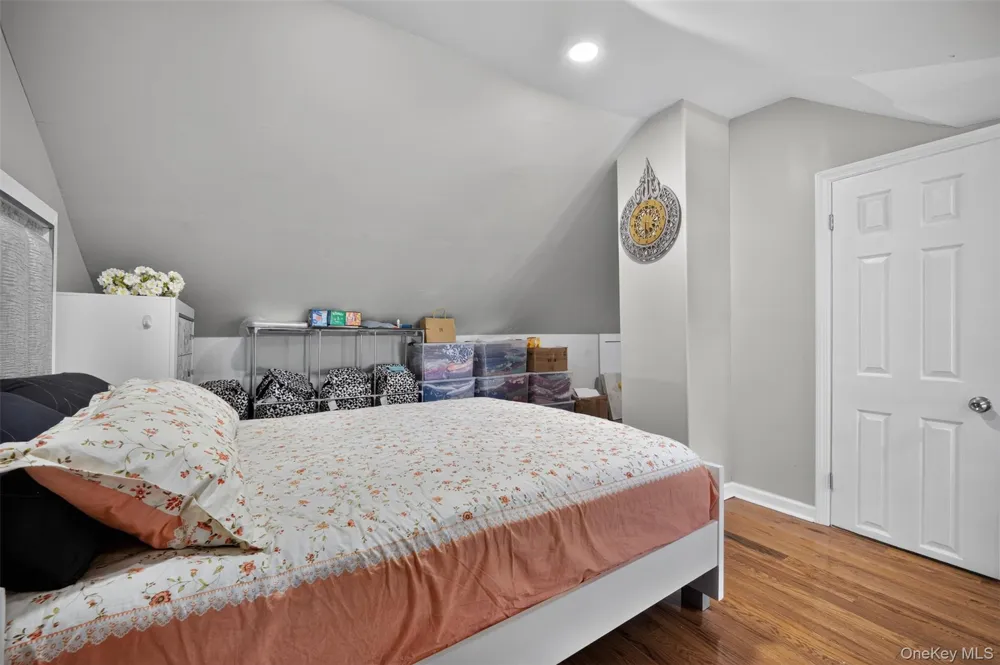 11634 131st Street South Ozone Park, NY 11420
