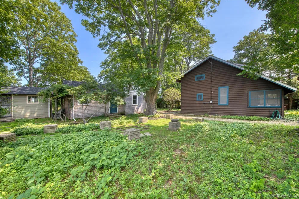 44 (1180) Sound Road Greenport, NY 11944