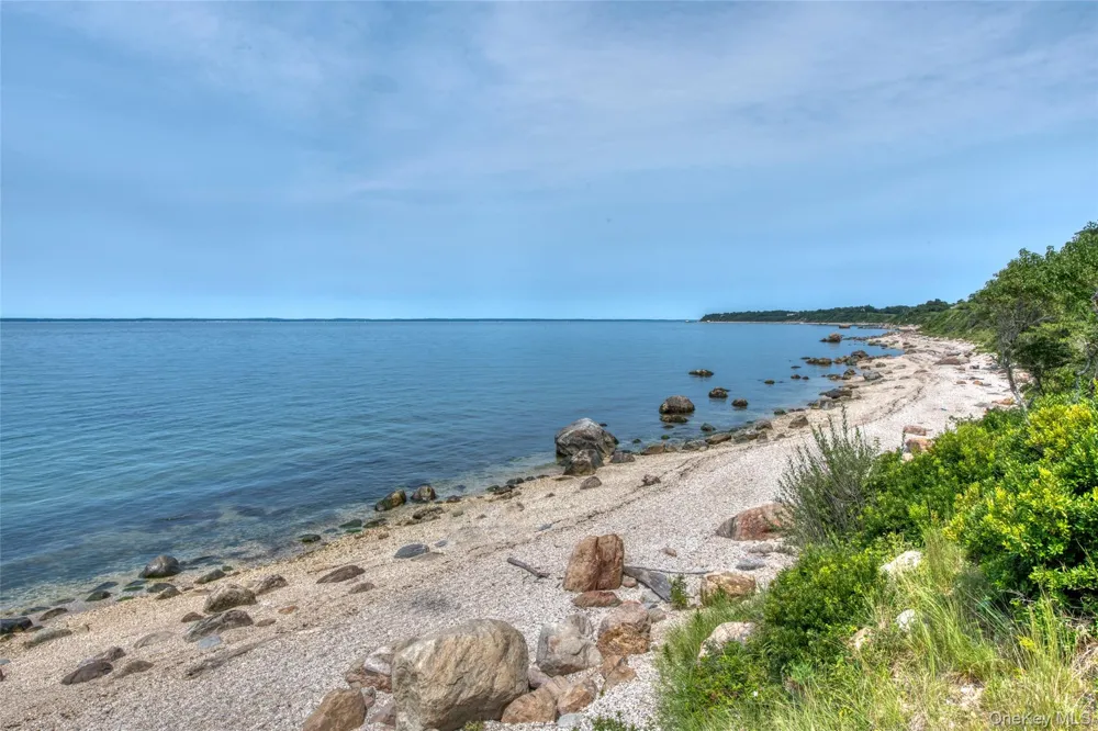 44 (1180) Sound Road Greenport, NY 11944