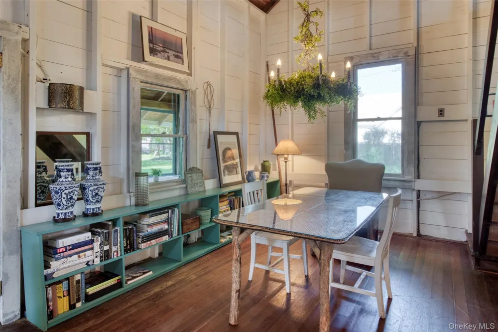 44 (1180) Sound Road Greenport, NY 11944