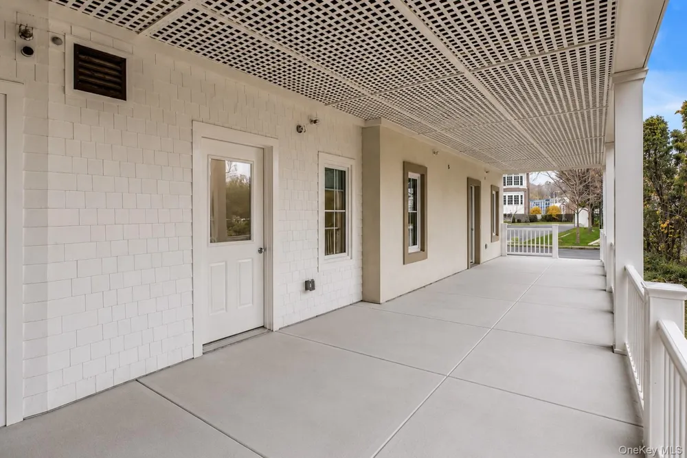 1431 Old Northern Boulevard #1 Roslyn, NY 11576