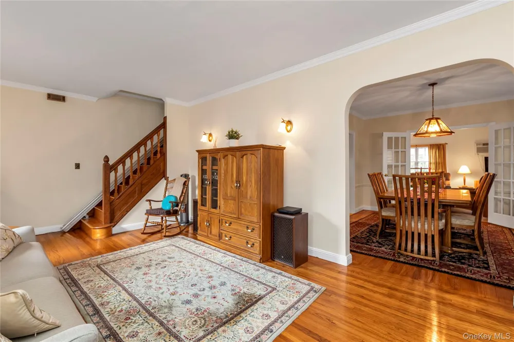 215-36 48th Avenue Bayside, NY 11364