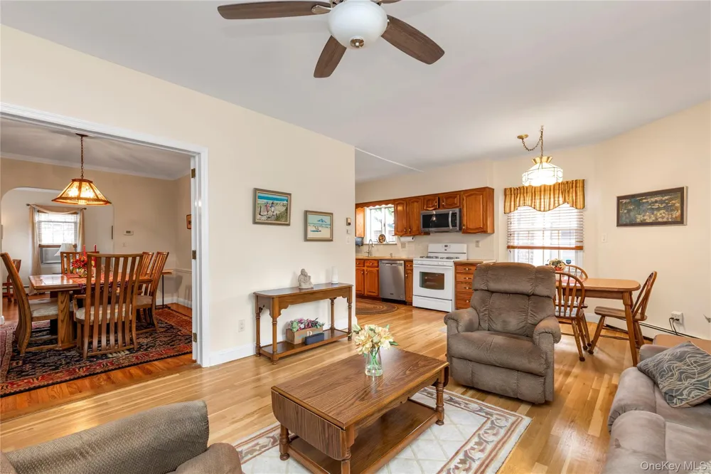 215-36 48th Avenue Bayside, NY 11364