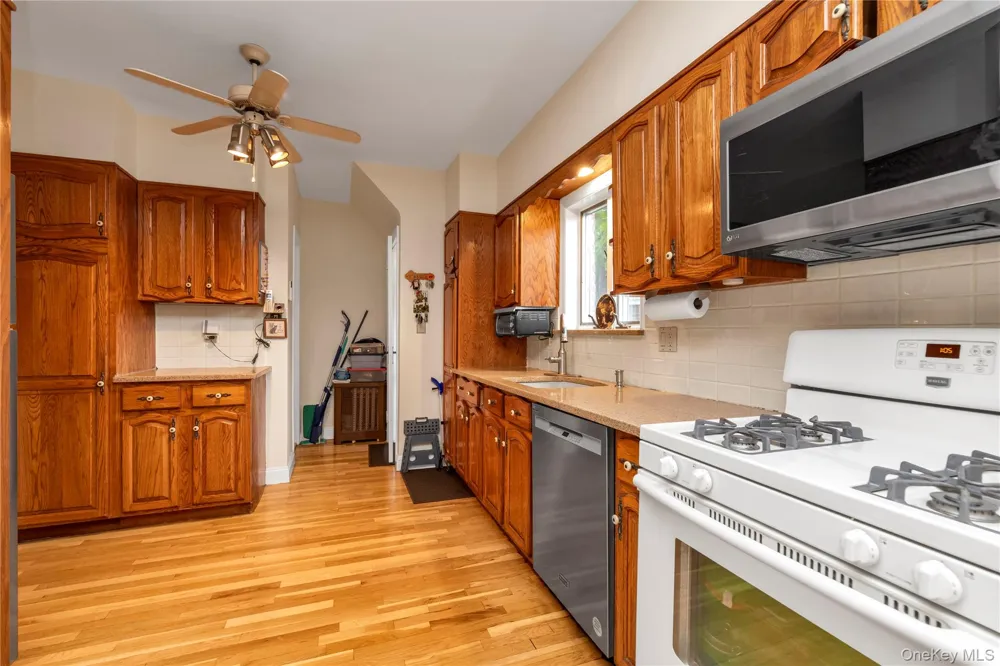 215-36 48th Avenue Bayside, NY 11364
