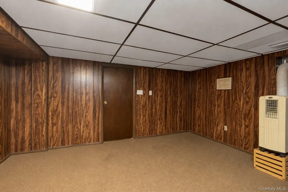 215-36 48th Avenue Bayside, NY 11364