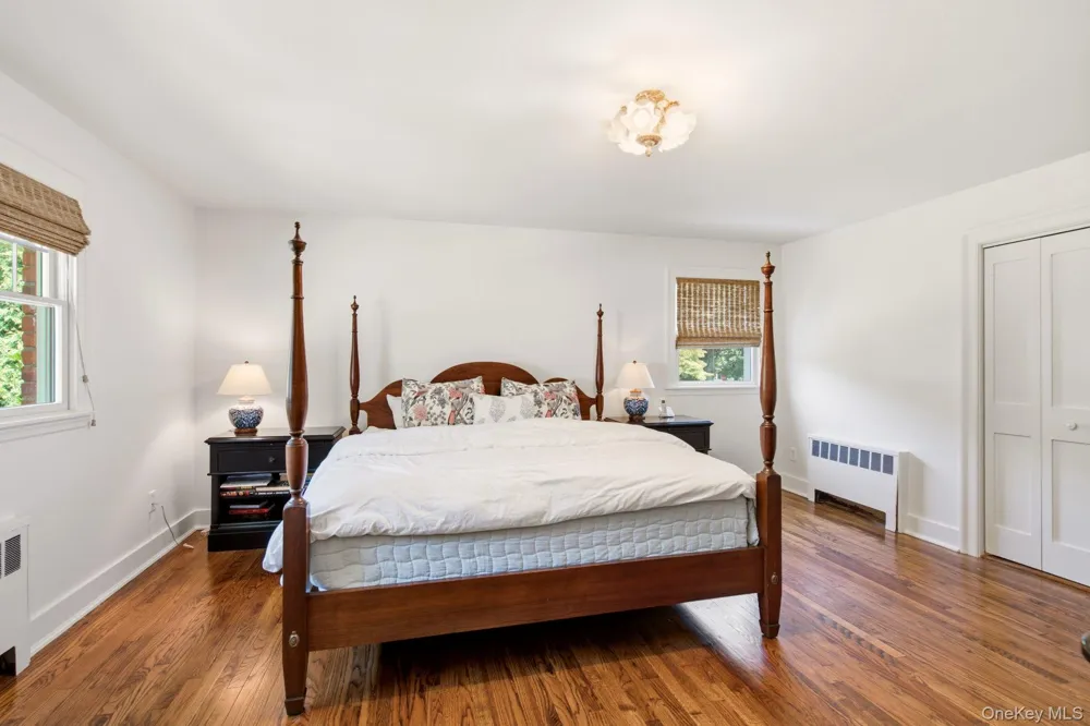 23 Renwick Avenue Huntington, NY 11743