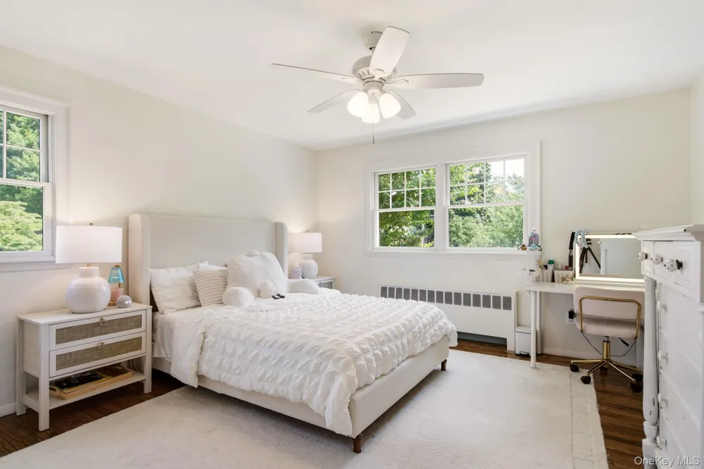 23 Renwick Avenue Huntington, NY 11743