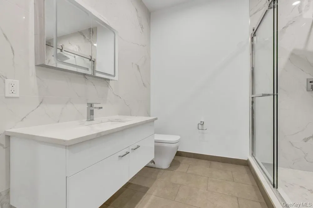 1431 Old Northern Boulevard #2 Roslyn, NY 11576