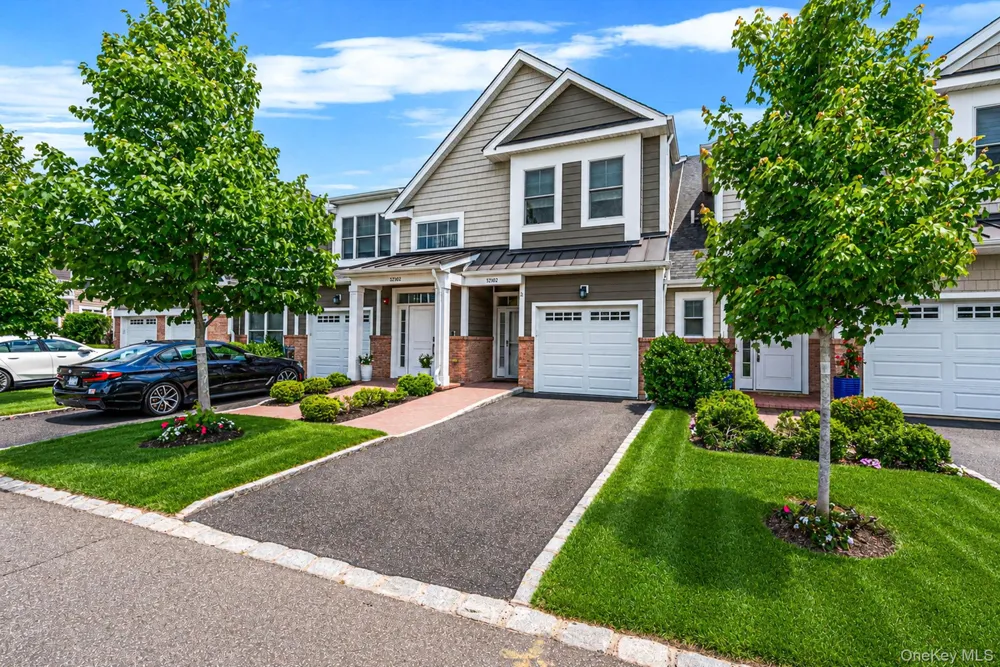 52102 Beech Tree Lane Plainview, NY 11803