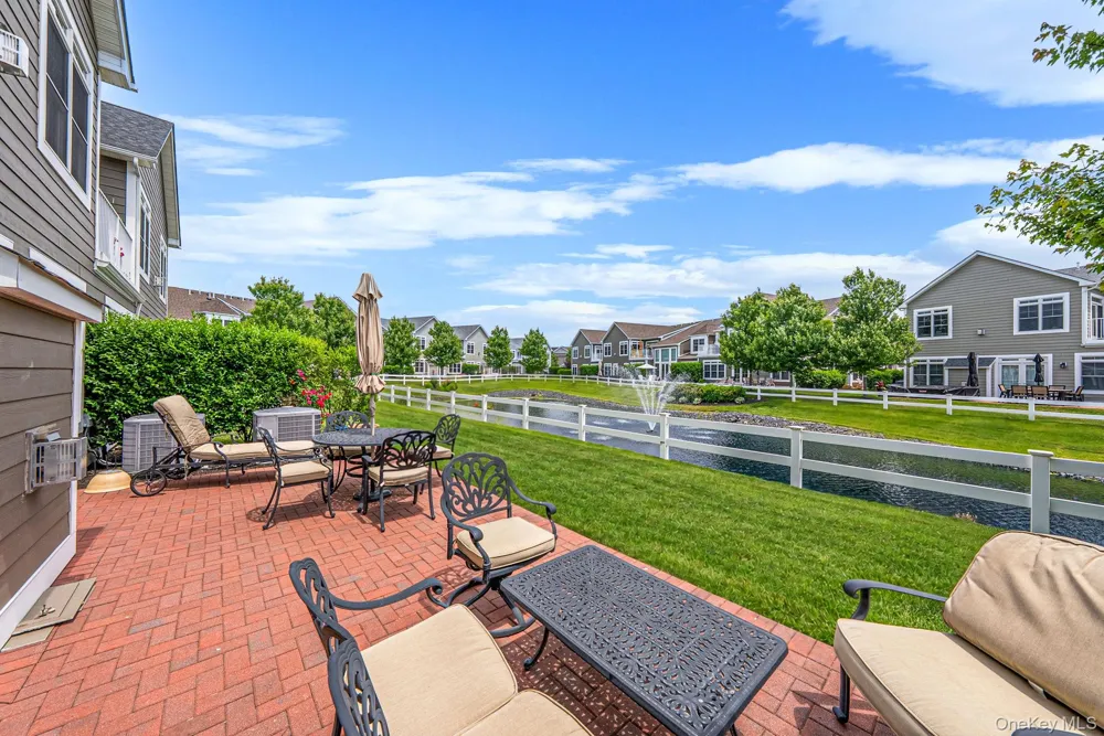 52102 Beech Tree Lane Plainview, NY 11803