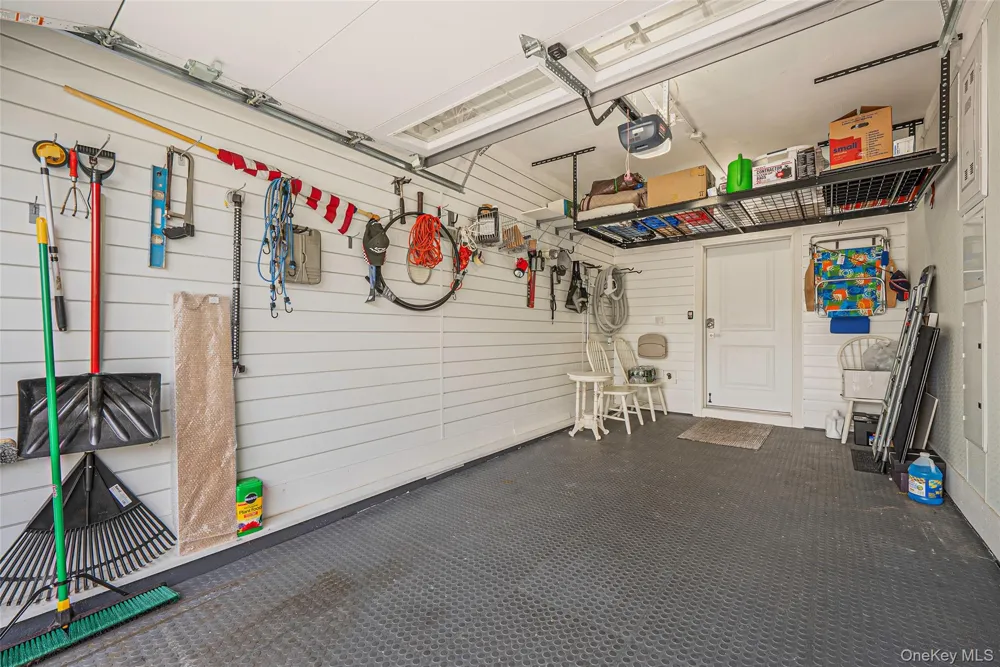 52102 Beech Tree Lane Plainview, NY 11803