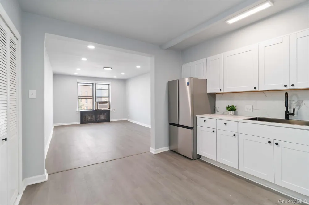 37-56 87th Street #5D Jackson Heights, NY 11372