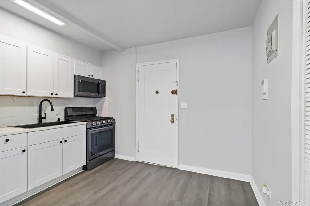 37-56 87th Street #5D Jackson Heights, NY 11372