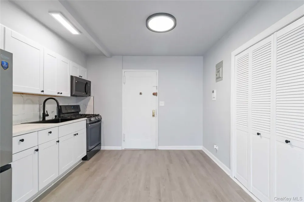 37-56 87th Street #5D Jackson Heights, NY 11372