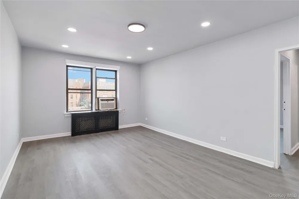 37-56 87th Street #5D Jackson Heights, NY 11372