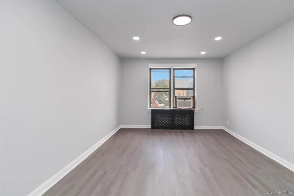 37-56 87th Street #5D Jackson Heights, NY 11372