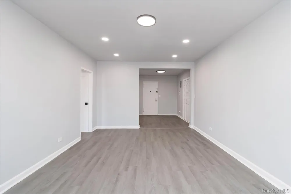 37-56 87th Street #5D Jackson Heights, NY 11372