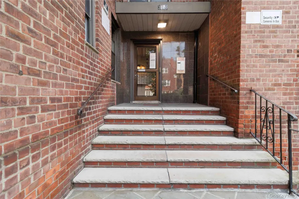 37-56 87th Street #5D Jackson Heights, NY 11372