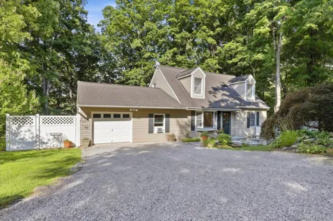 12 Gordon Avenue