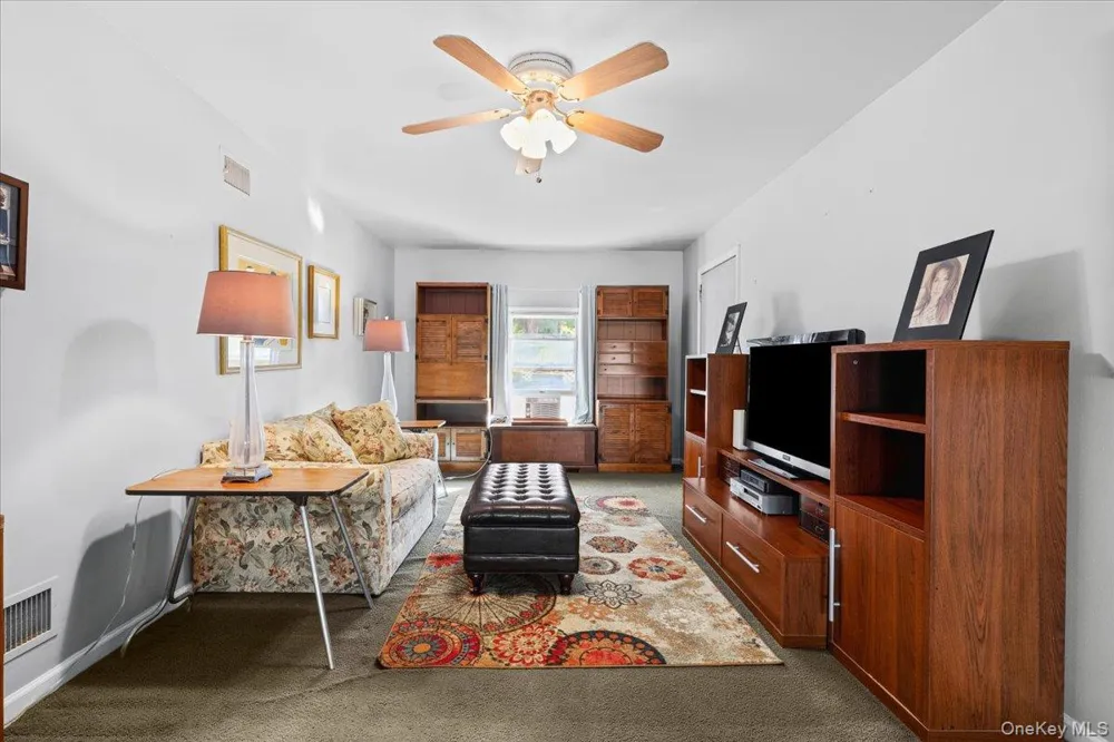 12 Gordon Avenue Bedford, NY 10506