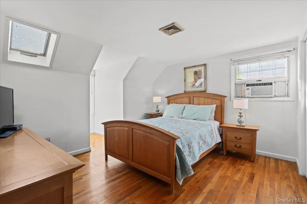 12 Gordon Avenue Bedford, NY 10506
