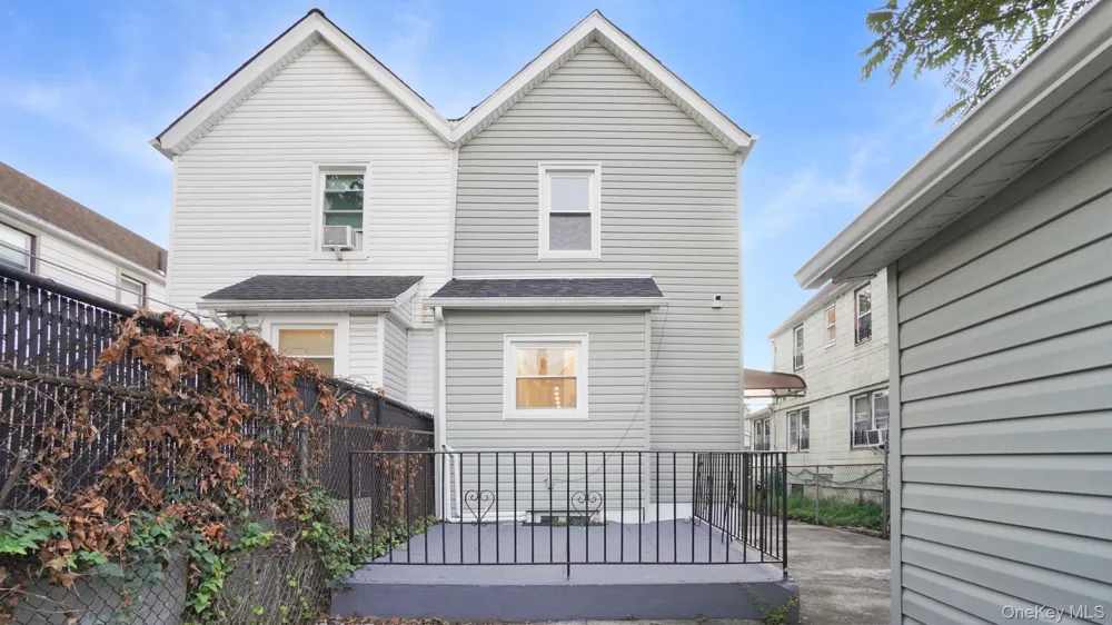 117-21 201st Place Saint Albans, NY 11412
