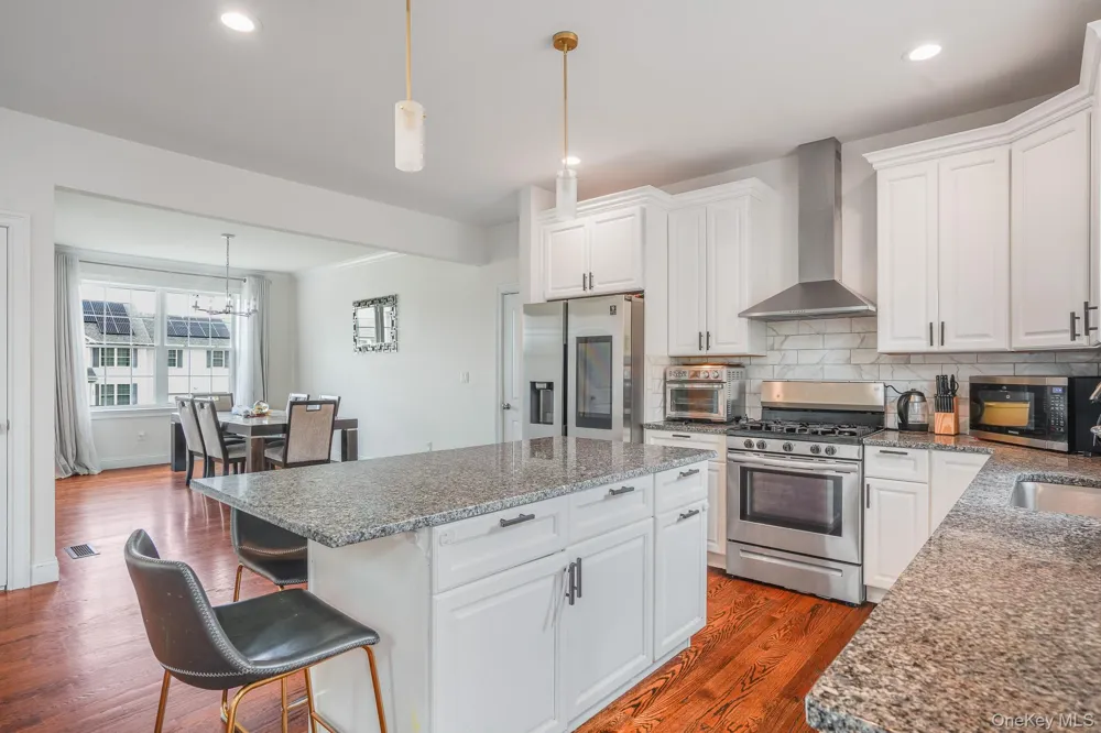 149 Stratford Drive Poughkeepsie, NY 12603