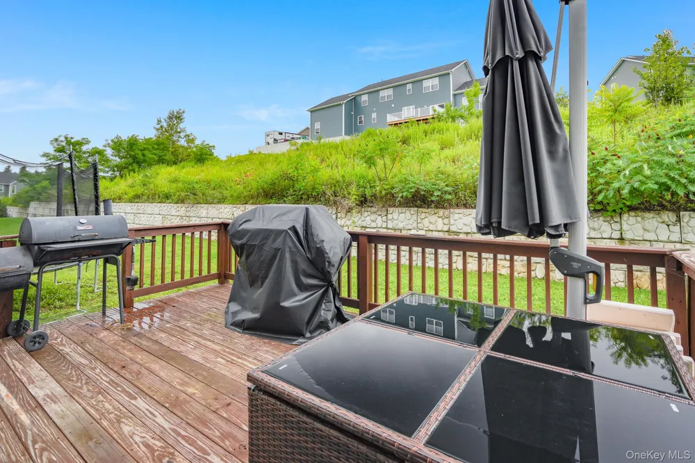 149 Stratford Drive Poughkeepsie, NY 12603