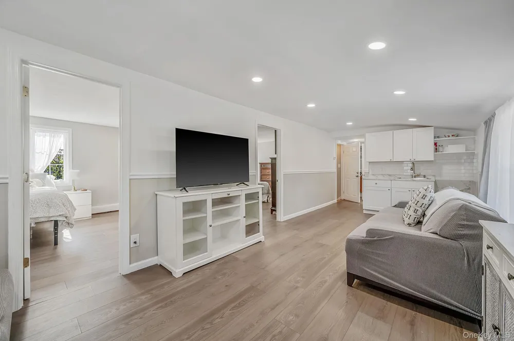 828 Strang Drive Wantagh, NY 11793