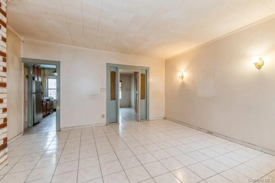 51-30A 47th Street Woodside, NY 11377