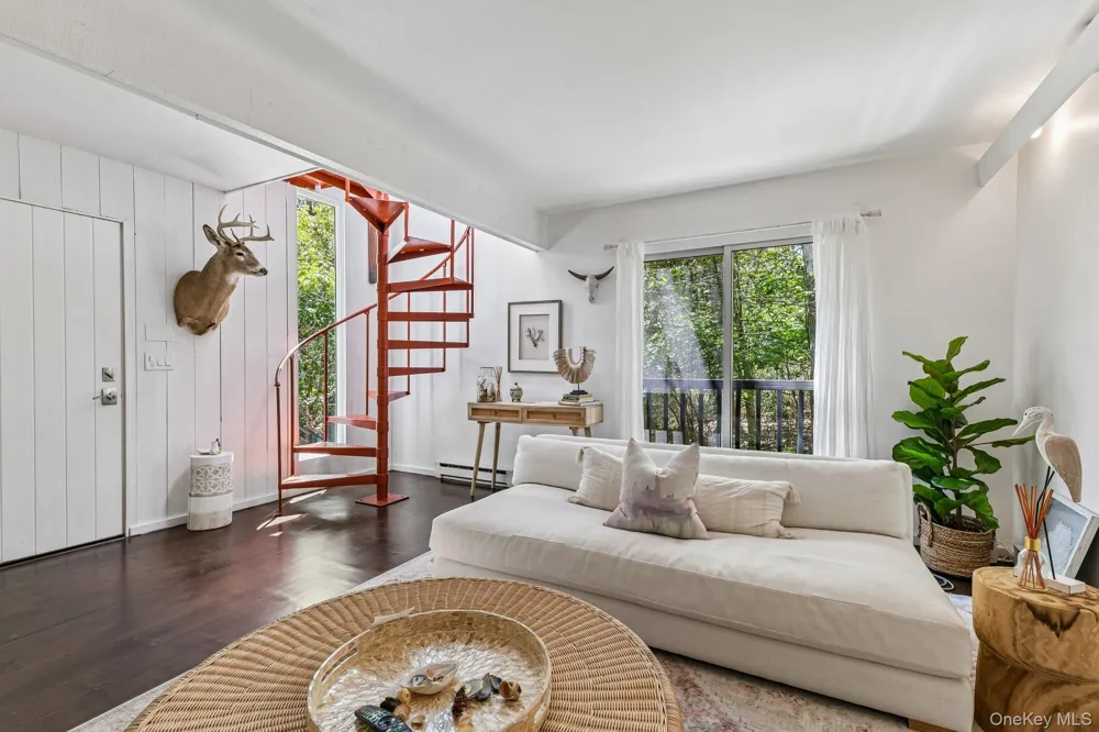 15 Elm Lane Montauk, NY 11954