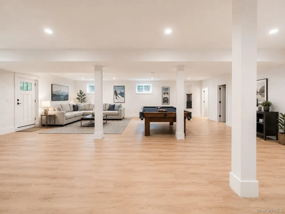 3635 Bunker Avenue Wantagh, NY 11793
