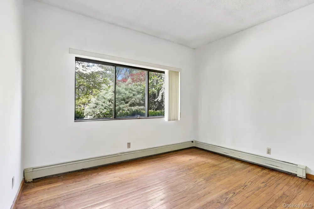 20 High Point Lane Scarsdale, NY 10583