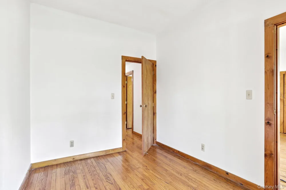 20 High Point Lane Scarsdale, NY 10583