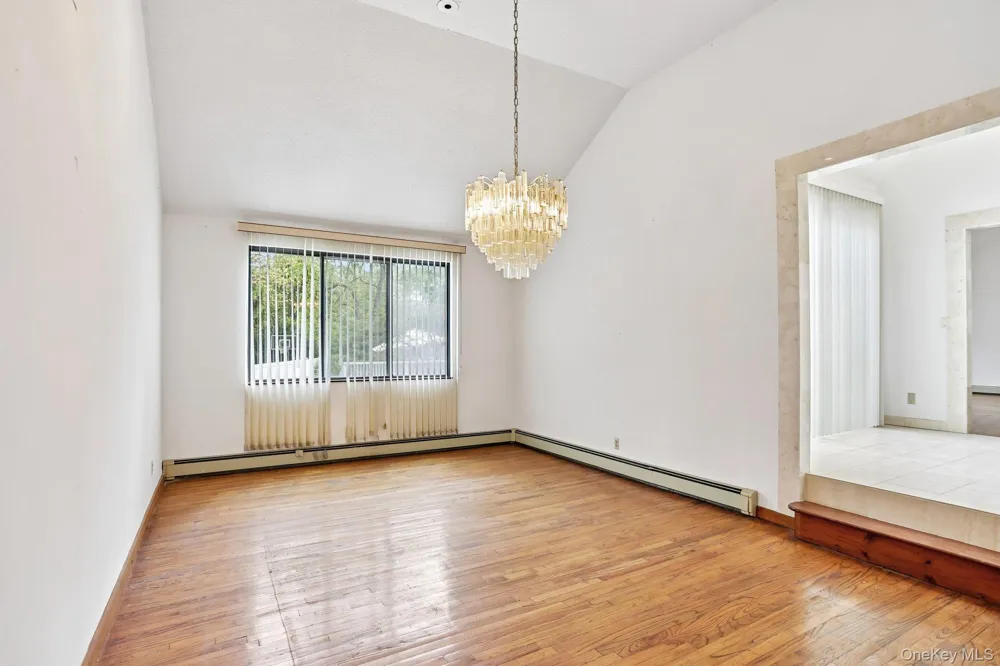 20 High Point Lane Scarsdale, NY 10583