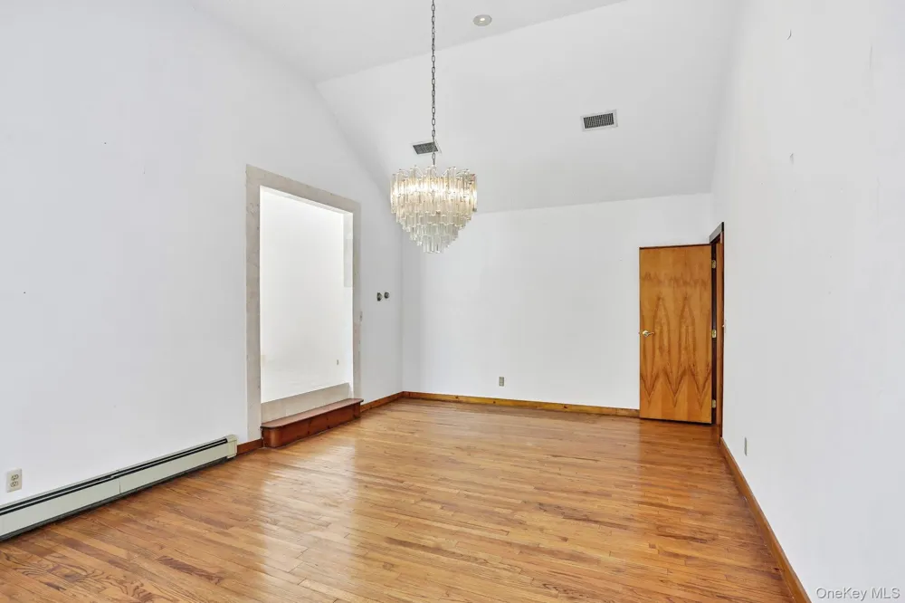 20 High Point Lane Scarsdale, NY 10583