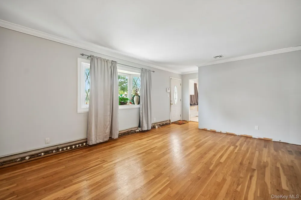 174 Frederick Avenue South Floral Park, NY 11001