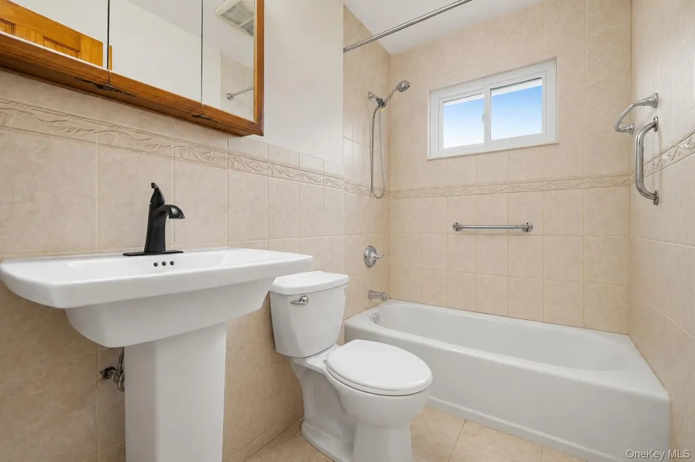 174 Frederick Avenue South Floral Park, NY 11001