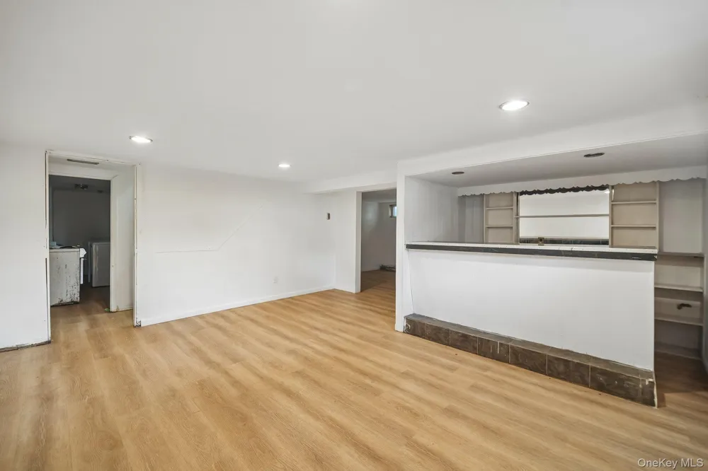 174 Frederick Avenue South Floral Park, NY 11001