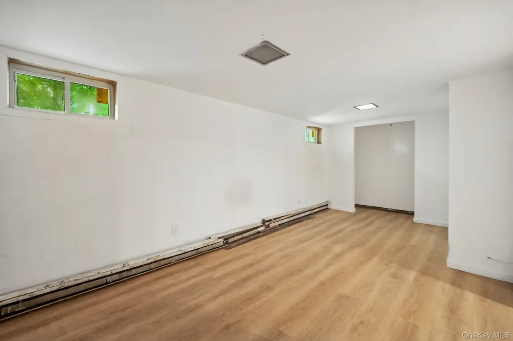 174 Frederick Avenue South Floral Park, NY 11001