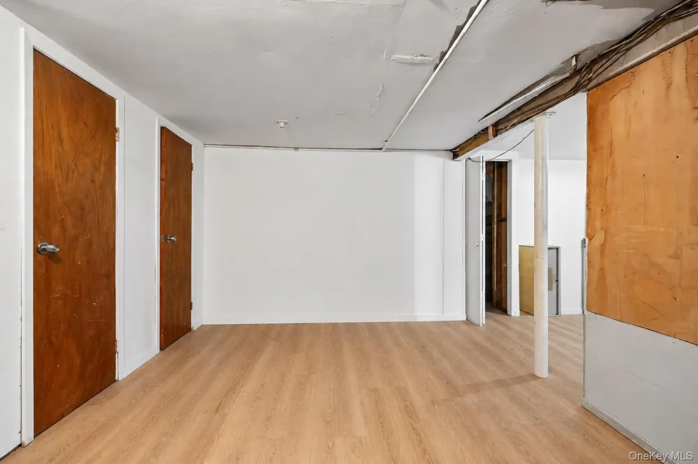 174 Frederick Avenue South Floral Park, NY 11001