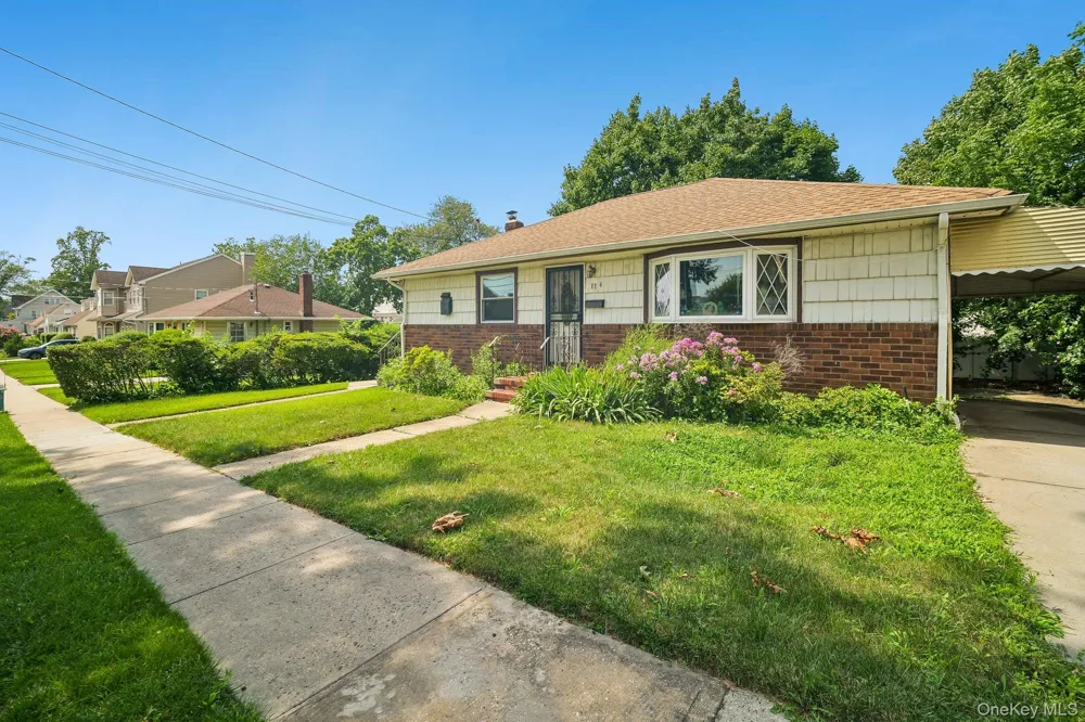 174 Frederick Avenue South Floral Park, NY 11001