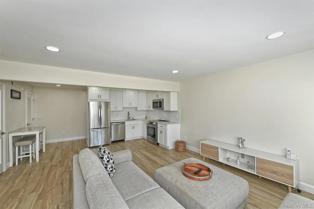 20 Laurel Avenue #3 East Islip, NY 11730