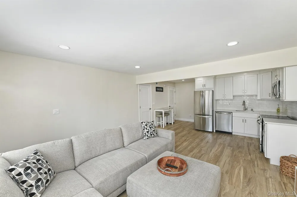20 Laurel Avenue #3 East Islip, NY 11730
