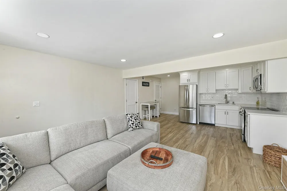 20 Laurel Avenue #3 East Islip, NY 11730