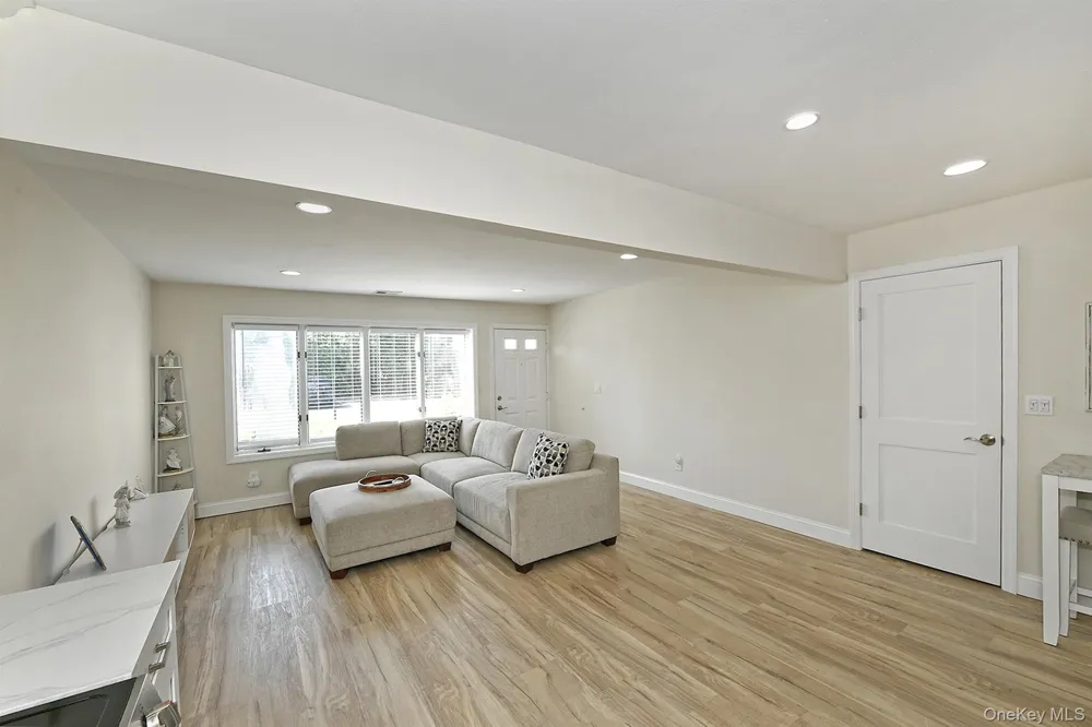 20 Laurel Avenue #3 East Islip, NY 11730