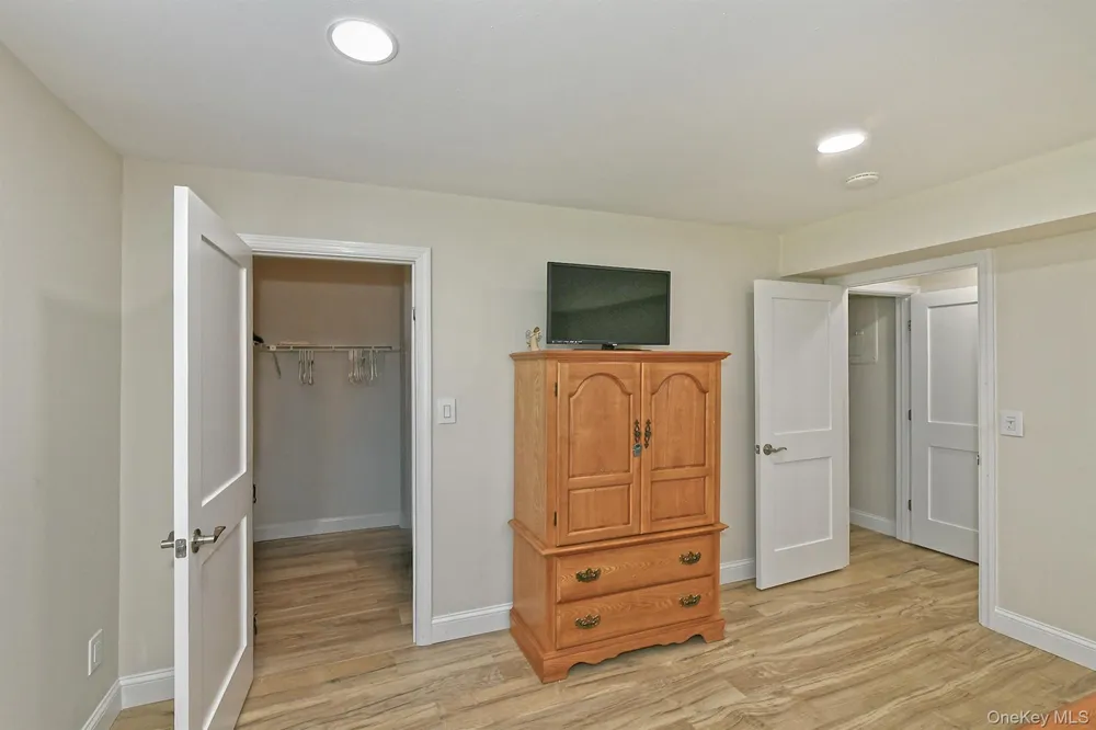 20 Laurel Avenue #3 East Islip, NY 11730